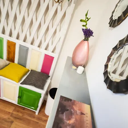 Lamp House Апартаменти Брашов