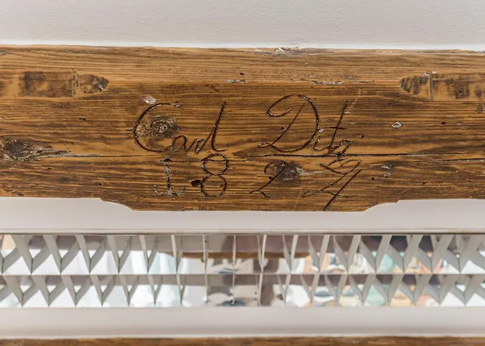 Lamp House Апартаменти *